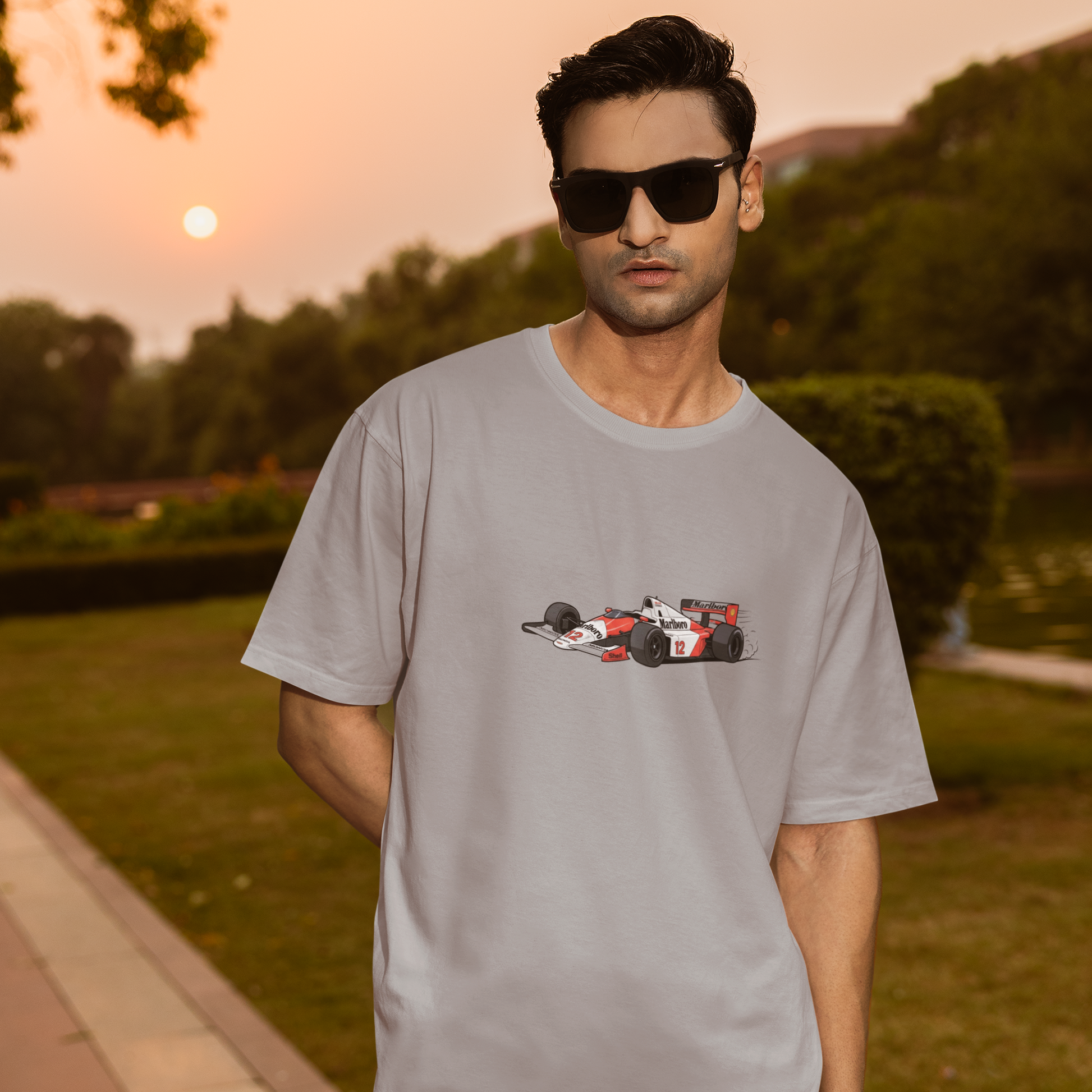 camiseta gris de Mclaren mp4/4
